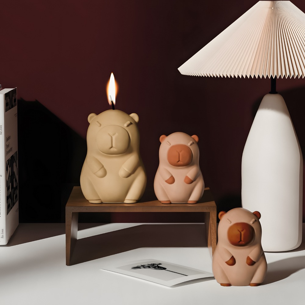 Standing Capybara Scent Candle - Candle Supplies Shop avaliação e preço